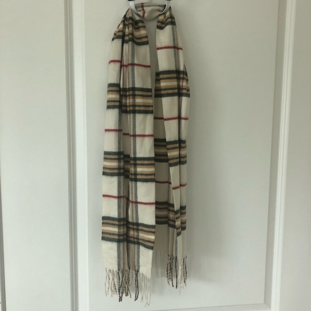 Plaid scarf